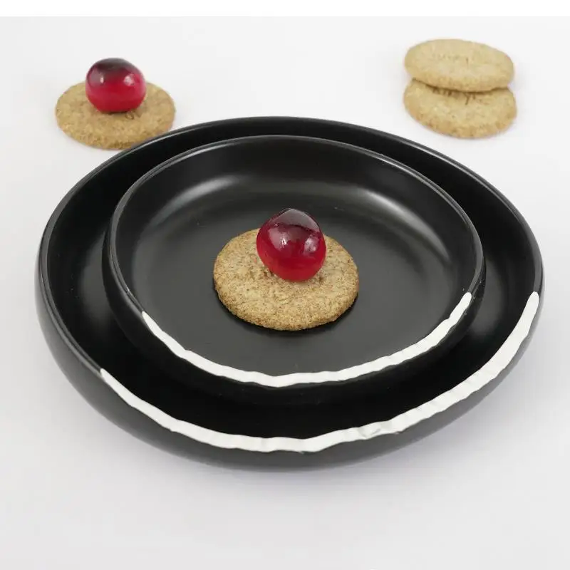 Black and White Ceramic Plate Special-shaped Dessert Molecular Cooking Tableware Irregular Disc
