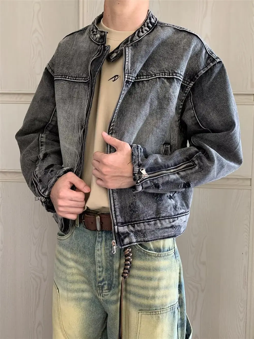 

Vintage Gradient Denim Jacket For Men Long Sleeved Stand Collar Zipper Cardigan Coat Streetwear Spring Autumn Fashion Hole Tops