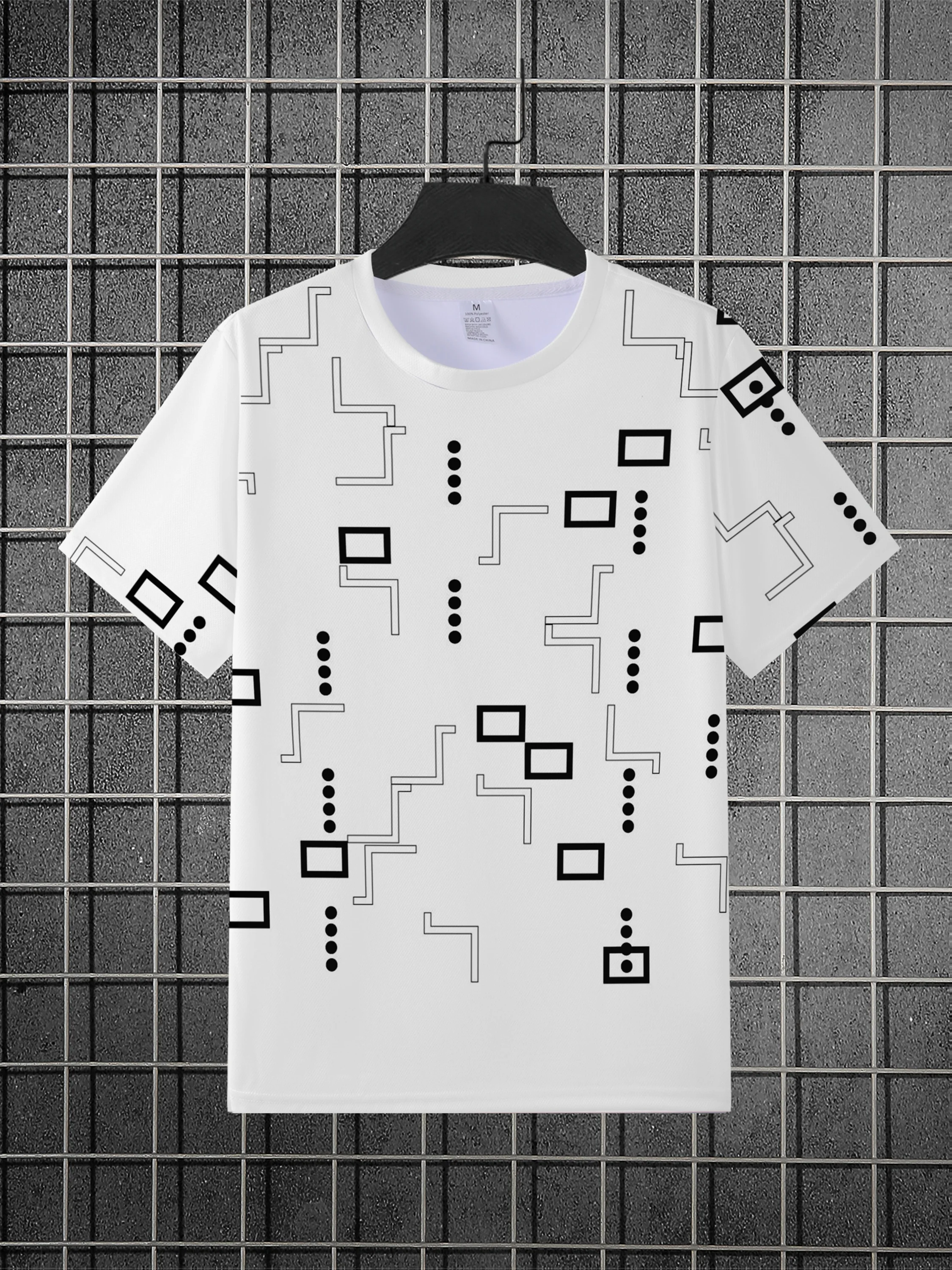 New men's short-sleeve T-shirt, loose-fitting and tailored with printed designs, versatile basic crew-neck top suitable for spri