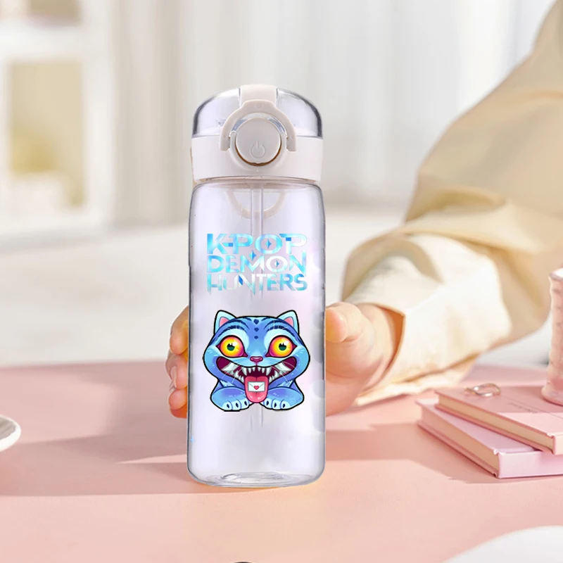 400ml Move K-Pop Demon Hunters Bottiglia d'acqua trasparente con cannuccia Simpatico cartone animato Bottone elastico portatile Bollitore Regali di compleanno