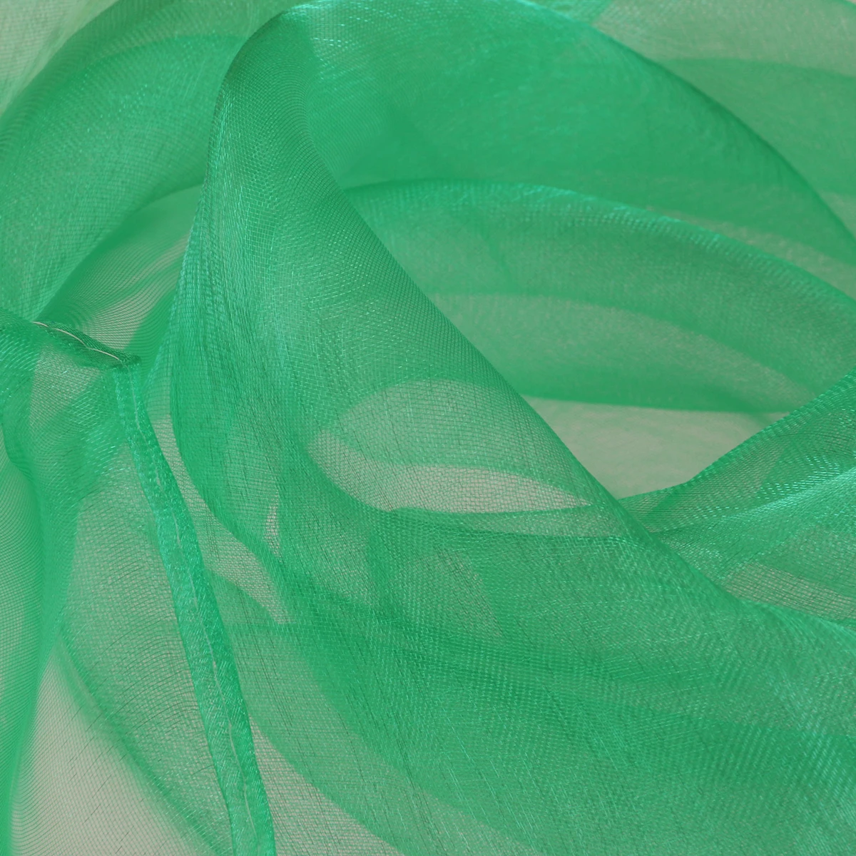 

Candy Color Square Scarf Chiffon Fabric 70x70cm Juggling Dance Hemmed Suitable Gift BagDecoration SunBlock Kids