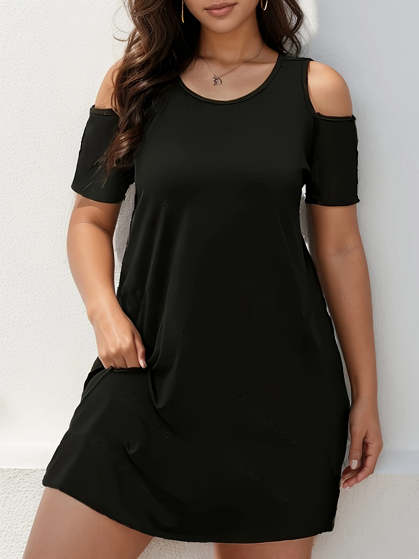 Plus Size Solid Cold Shoulder Dress, elegancka sukienka z krótkim rękawem i okrągłym dekoltem na wiosnę i lato, odzież damska w dużych rozmiarach