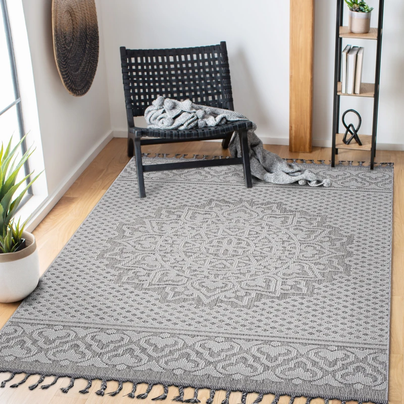 

Коллекция LOOM & LUXE 4X6 Серый/Белый/Медальон Коврик для внутреннего/наружного применения