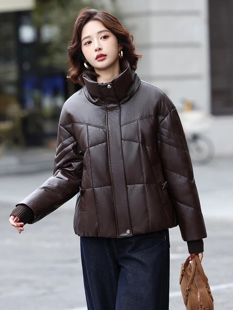 

Женская зимняя куртка из натуральной овчины Ning: новая, утепленная, свободного кроя, с эффектом похудения, белая, на пуху.