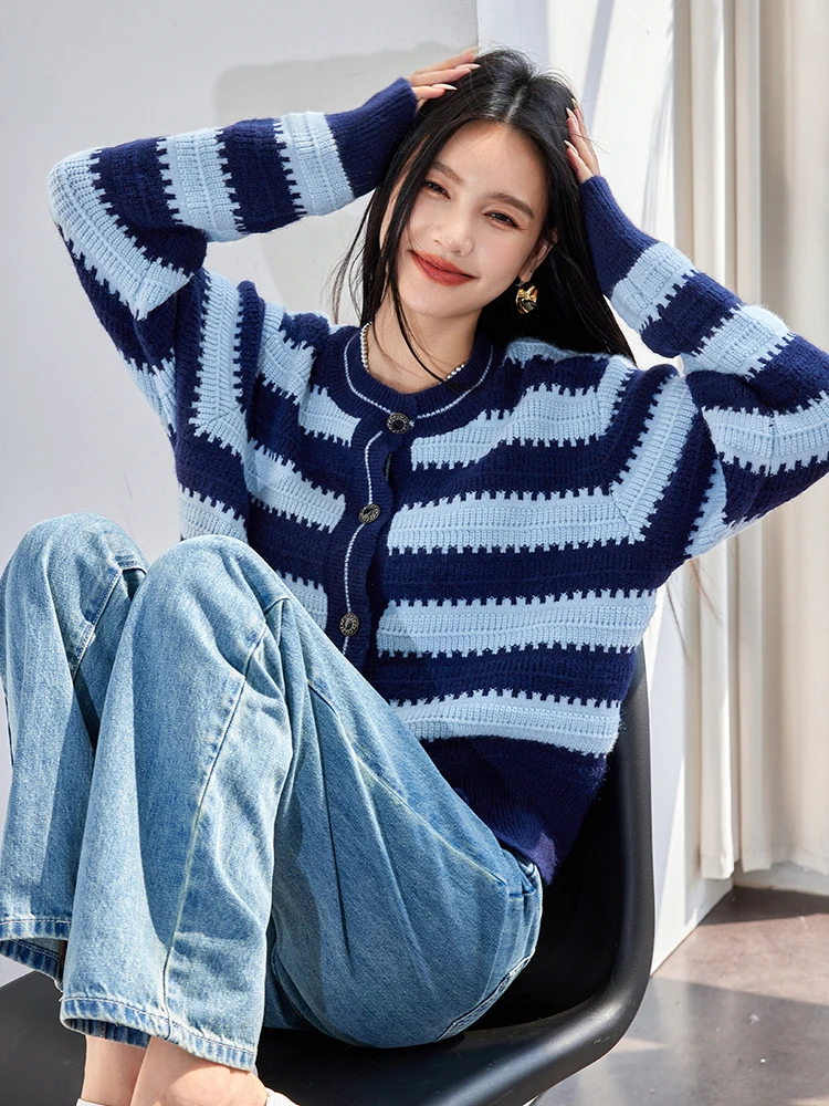 Autumn Winter Fashion Striped Cardigans Sweater Loose O-neck Single Breasted Sweater Coat Female Knitting Tops Jacket