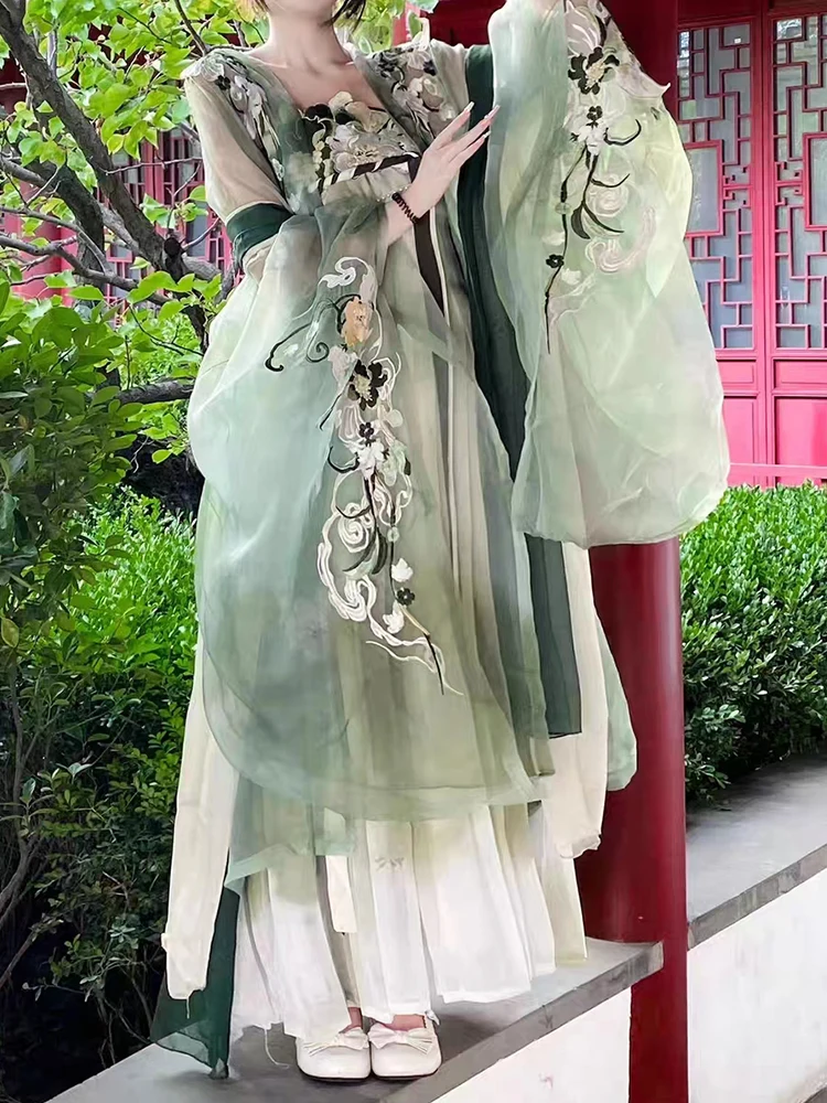 Dames Han Chinese Kleding Machine Borduurwerk Traditionele Elementen Jurk Pak