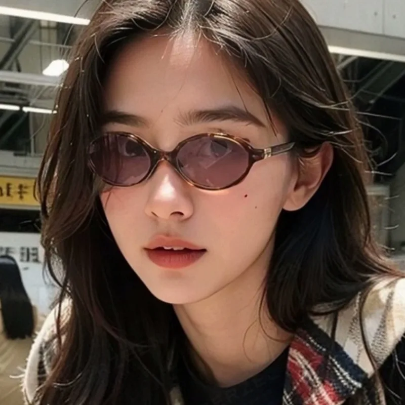 

New Frame Oval Shape Sunglasses Classic Men's Vintage Sun Glasses Women Outdoor Leisure Eyewear UV400 Glasses Shades