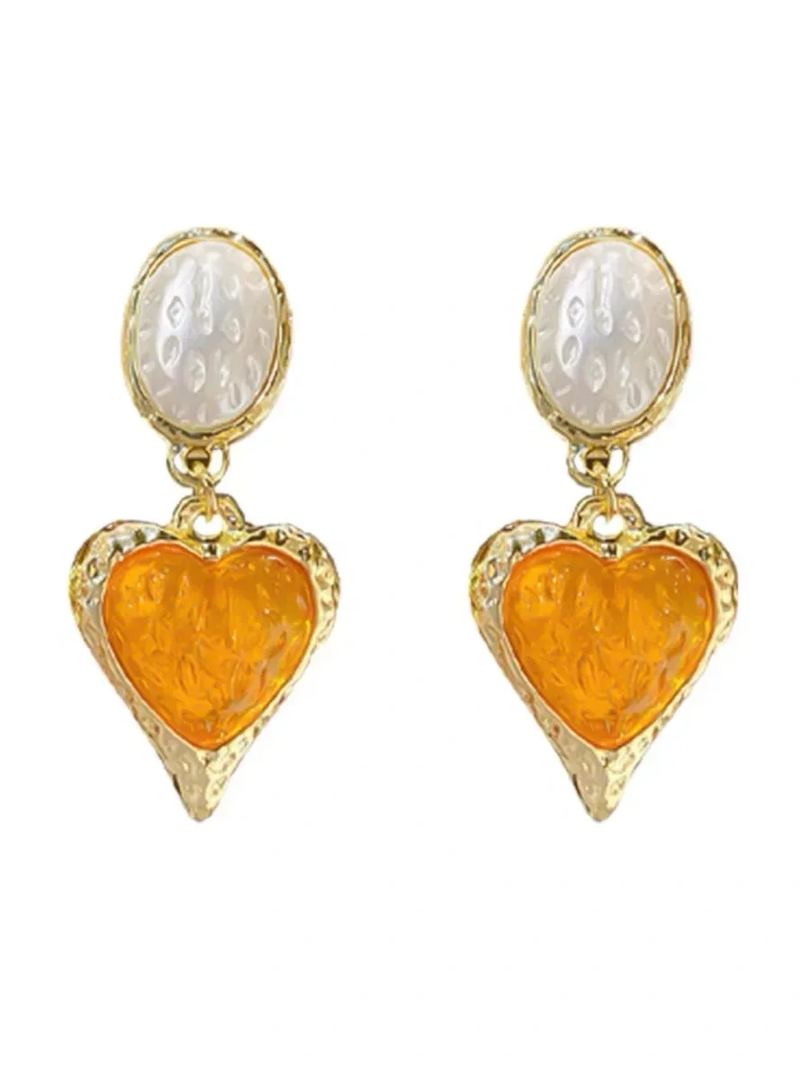

Retro Love Earrings Golden Yellow Heart Earrings Exaggerated 2023 Trending Original Dangle Earrings Designer Jewelry