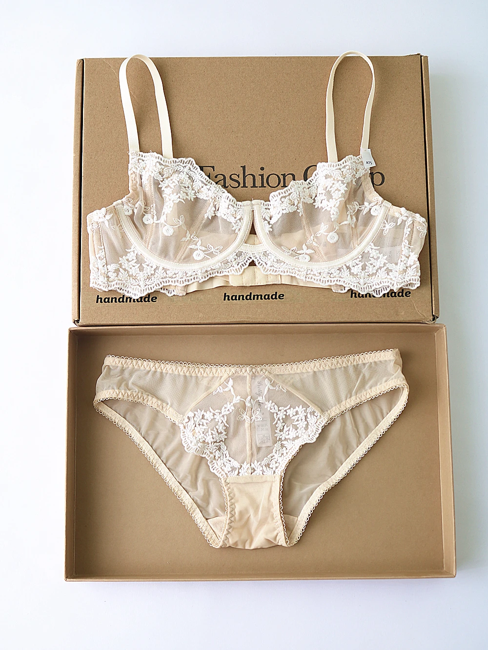 Thin section of soft mesh underwear women embroidery lace bra set sexy show breasts small large size push up lingerie