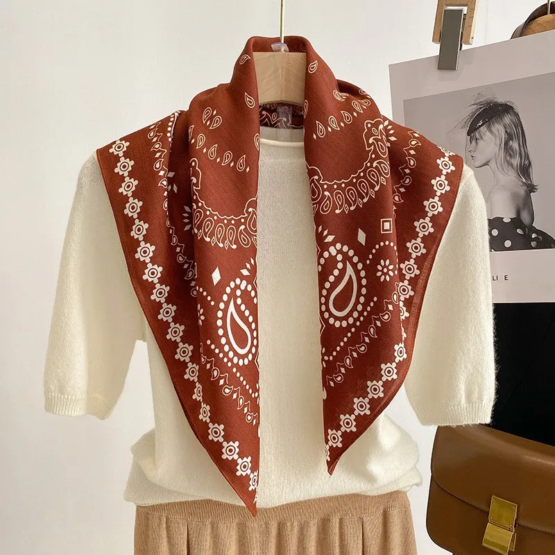 Sciarpa quadrata da donna con stampa anacardi versatile da 70 cm, moda sottile primaverile ed estiva, sciarpa di seta imitazione traspirante, lussuosa wo