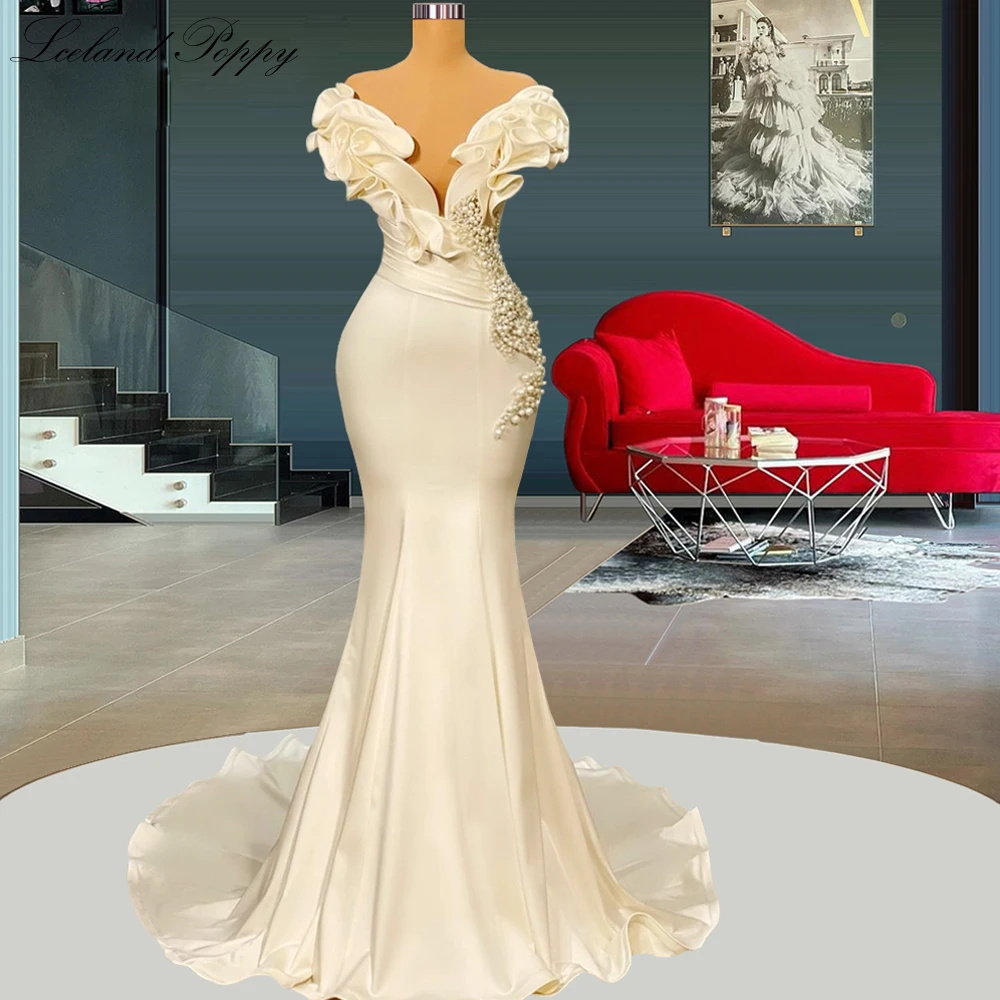 Lceland Poppy Customized V Neck Pleated Mermaid Satin Wedding Dresses Pearls Beaded Ruffled Bridal Gowns with Court Train