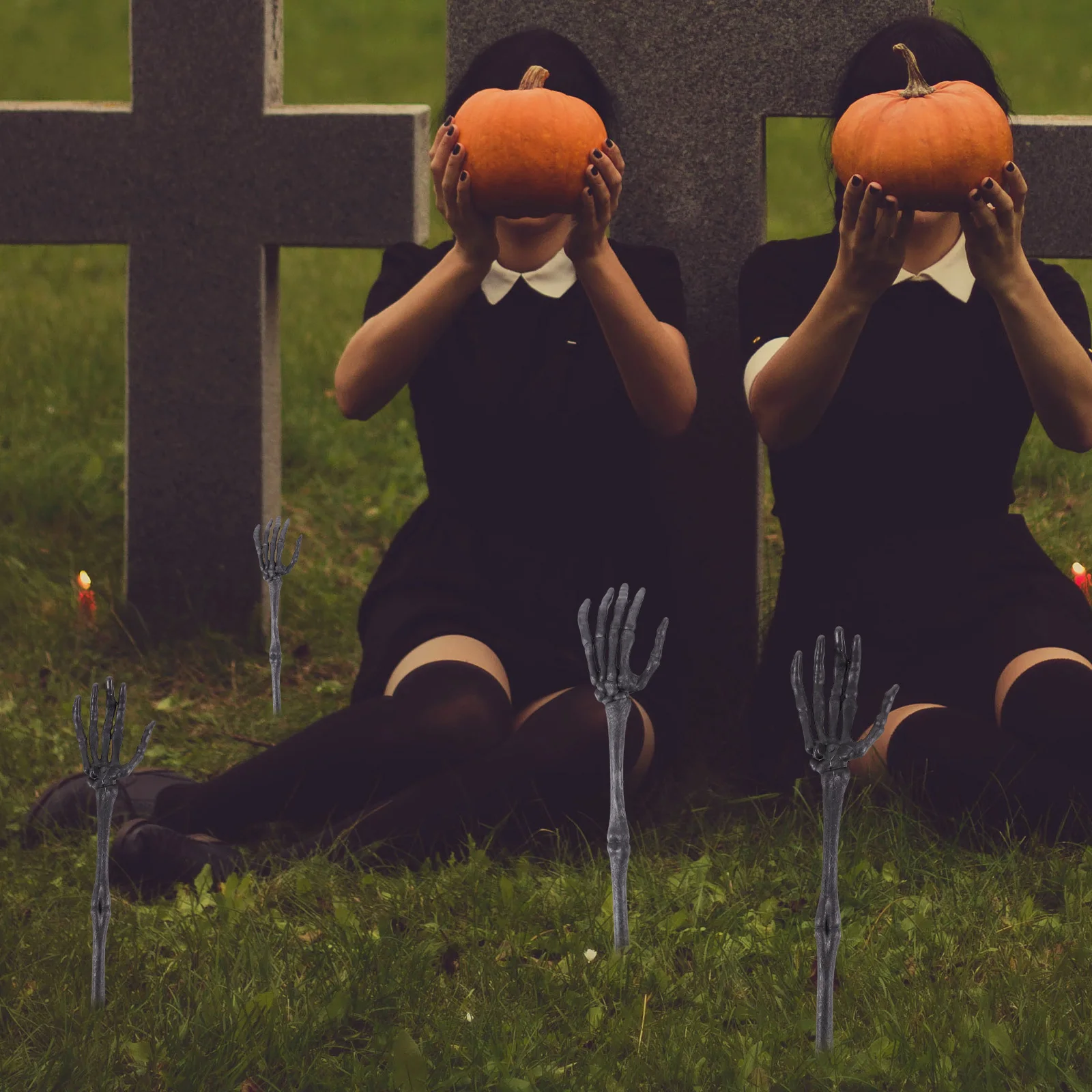 

Glowing Halloween Hands Stake Scary Cemetery Realistic Outdoor Lawn Grave Decoration Props for Spooky