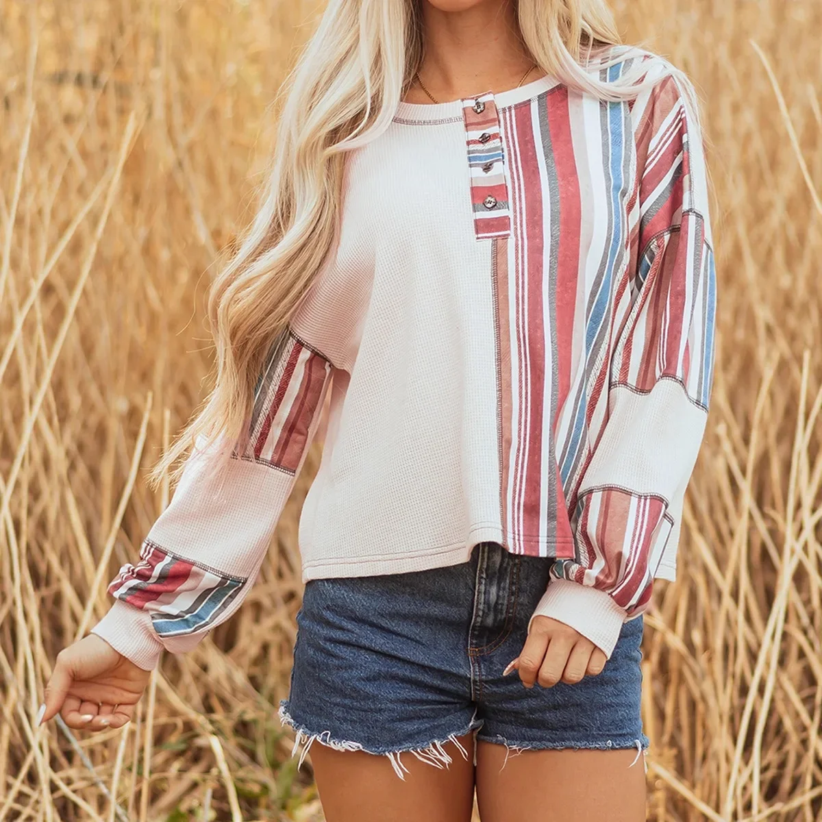 

2026 Autumn Winter New Color-Block Waffle Pullover Women's Fashion Loose Patchwork V-Neck Long Sleeve Knit Sweater