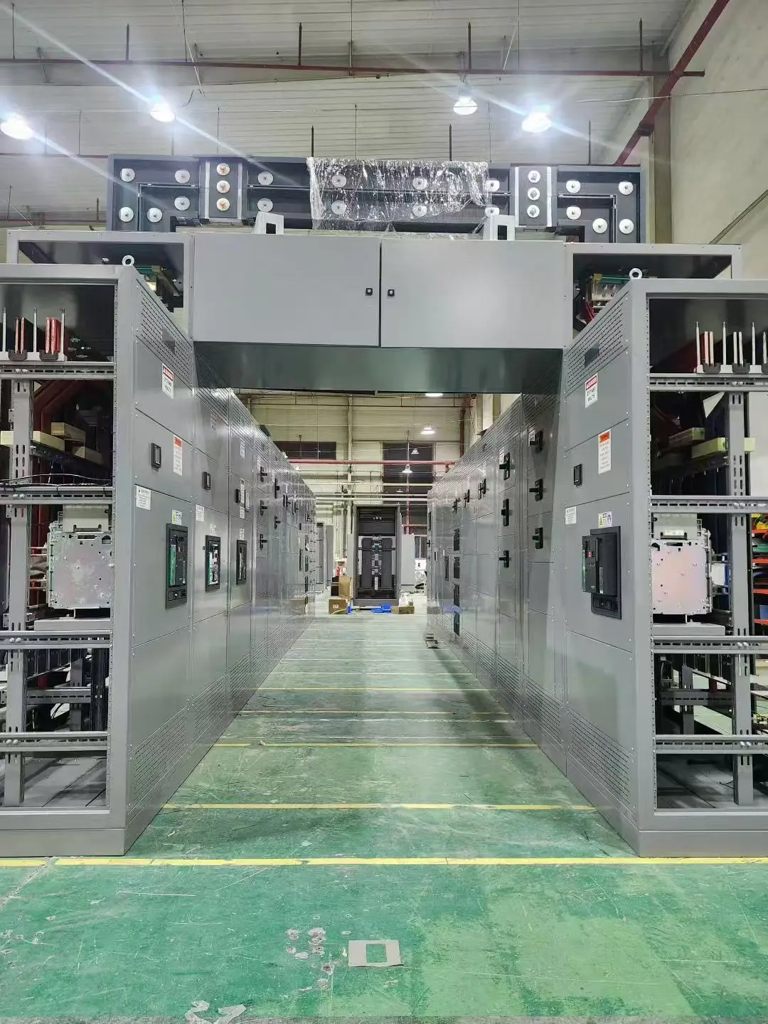 UL/cUL Certified IP54 Rated 6300A Electric Power Transmission Distribution Box 0-1000V Customized 4 Weeks for Delivery