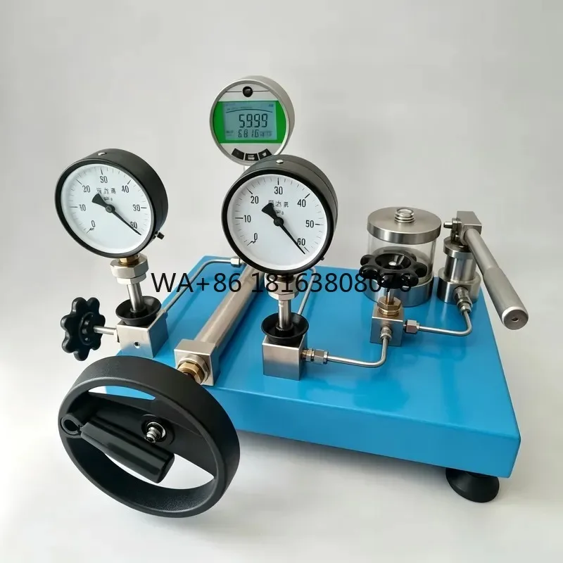 Manual Hydraulic Pressure Source Calibration Working With Pure Water Transformer Oil for Pressure Instruments Calibrating