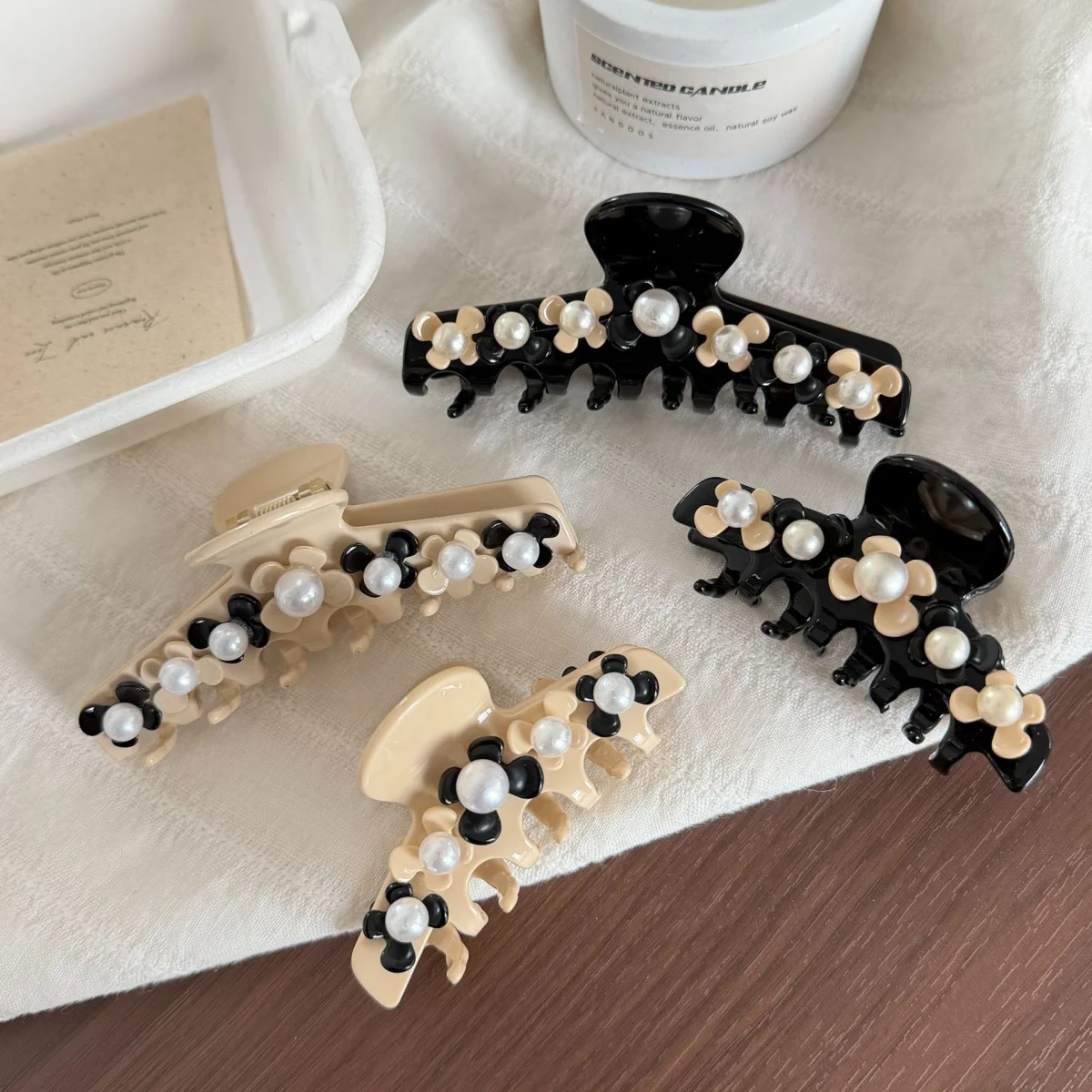 8CM/11CM Exquisite Imitation Pearl Flowers Hair Claw Clips Elegance Hair Clip Sweet Cute Hair Accessories for Women Girl