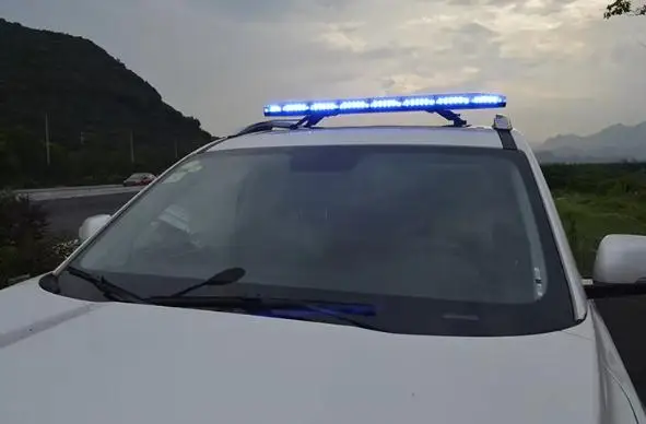 120 cm 102 LEDs Notfall-Auto-Warnlichtleiste Krankenwagen Feuerwehrauto LED Notlicht Polizei-Blitzlicht, R65 und E10, wasserdicht