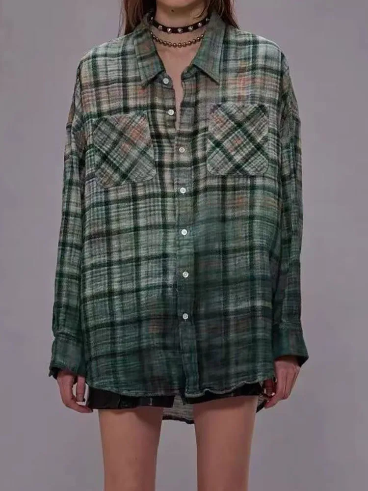 

Весна и осень 2021. Женская рубашка в клетку с французским ретро-градиентом, свободный и повседневный топ с длинными рукавами и лацканами с двумя карманами.