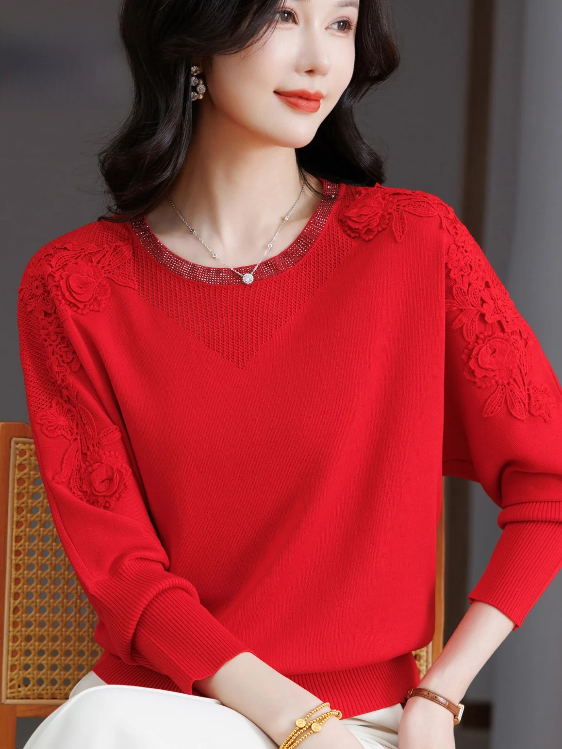 

Spring Autumn Red Lace Splicing round Neck Knitted Sweater Women's Loose Thin Fashionable Batwing Sleeve T-shirt Mom's Style