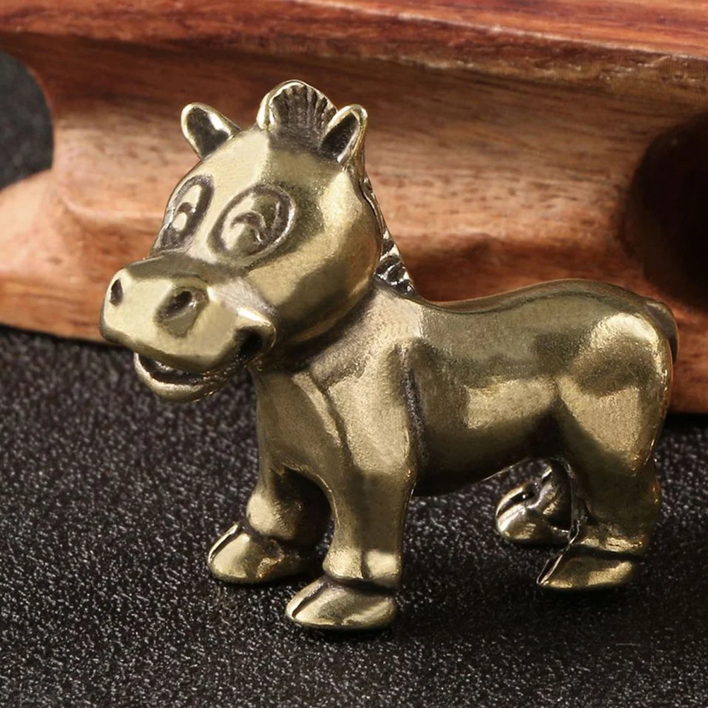 

2Pcs Brass Horse Ornament Desktop Decor Stylish Horse Sculpture for Living Room Study Car Interior Retro Metal Adornment