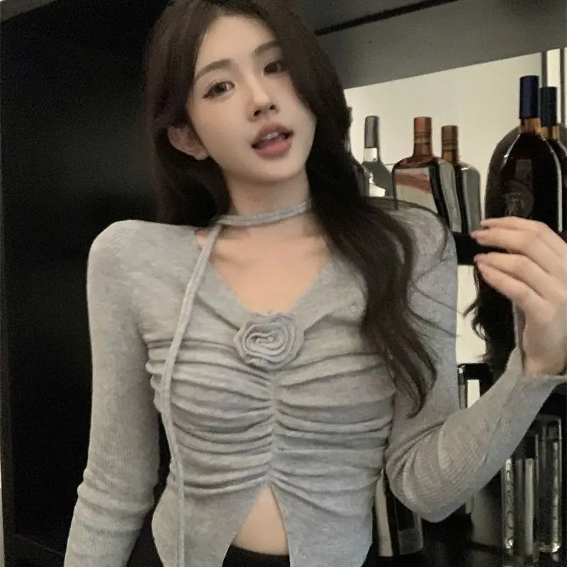 Female Trend Sexy Bright Line Decoration Solid Color V-neck Long Sleeve Bottoming Shirt Autumn Fashion Pleated T-Shirts Top Tee