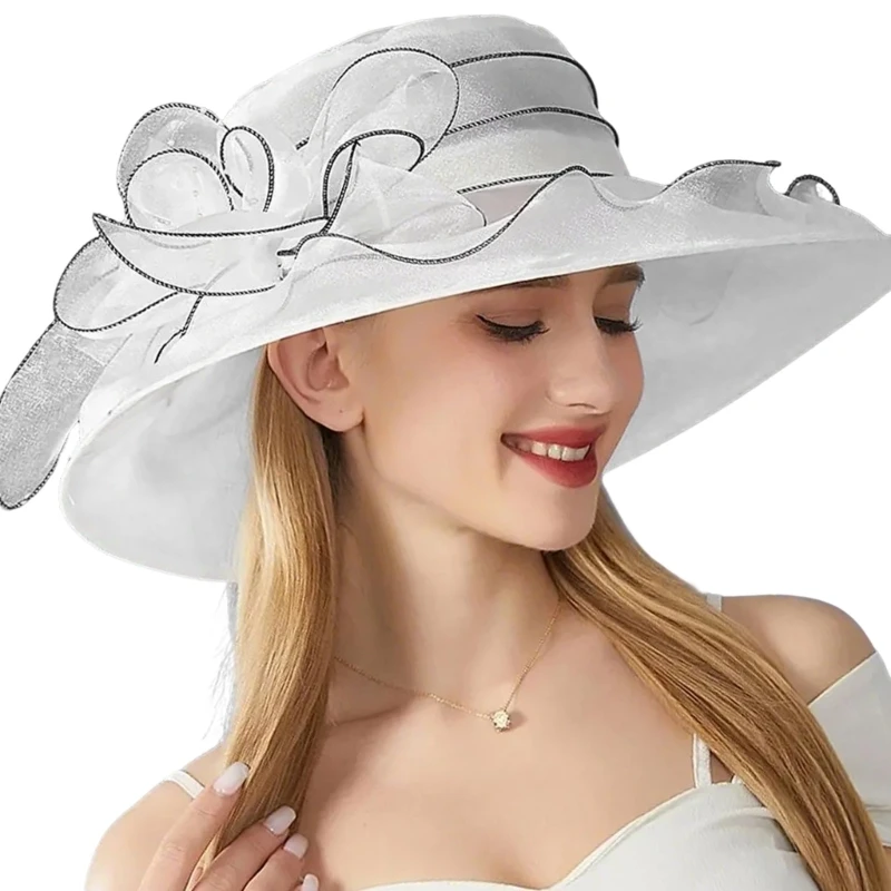 

652F Elegant Foldable Sun Hat with Flower Design for Women Lightweight and Breathable for Beach and Outdoor Activities