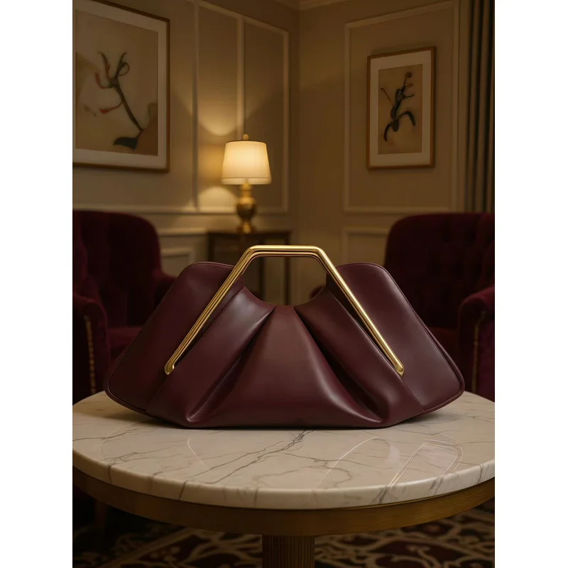 Retro Folded Leather Handbag Featuring Unique Texture and Metallic Accent Perfect for Party Wedding Daily Use