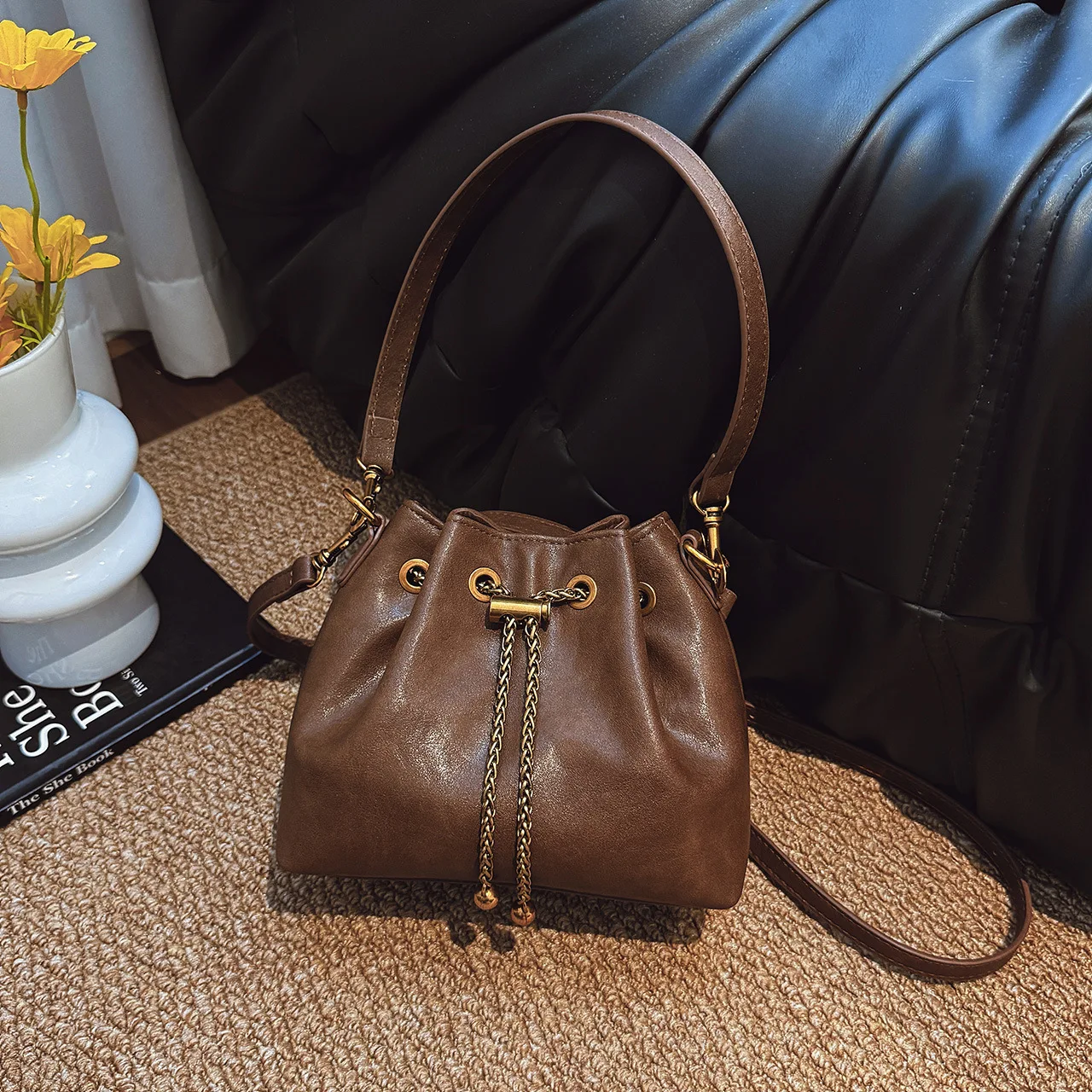 

2025 Vintage Ruched Hobo Bag for Women Textured Cloud Shoulder Bag Slouchy Puffy Bucket Purse Unique Wrinkled Leather Underarm