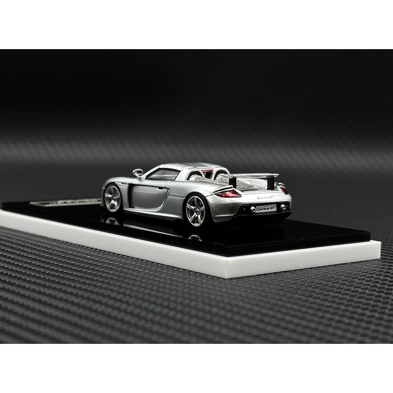 YM In Stock 1:64 CarreraGT Silver Resin Diorama Car Model Collection Miniature Toys