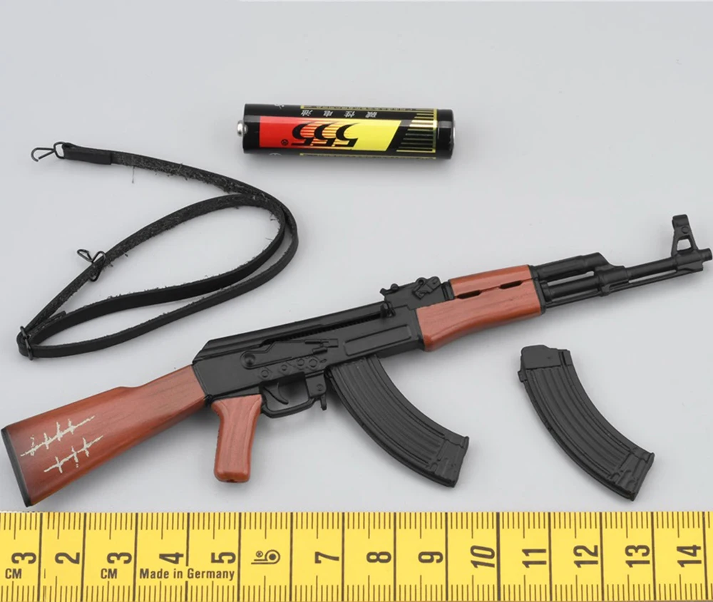 Flagset FS 73048 FS-73048A Russian Soviet Female Girl Warrior Toys Weapon Model PVC Material AK Clips with Sling Not Real 1/6