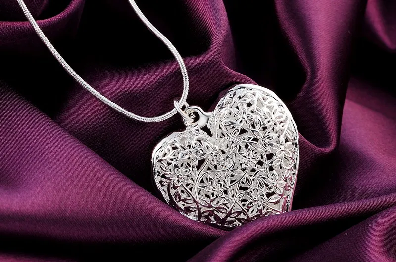 925 Sterling Silber 18-30 Zoll geschnitzte Herz-Anhänger-Schlangenkette für Damen, modischer Hochzeits- und Party-Charm-Schmuck
