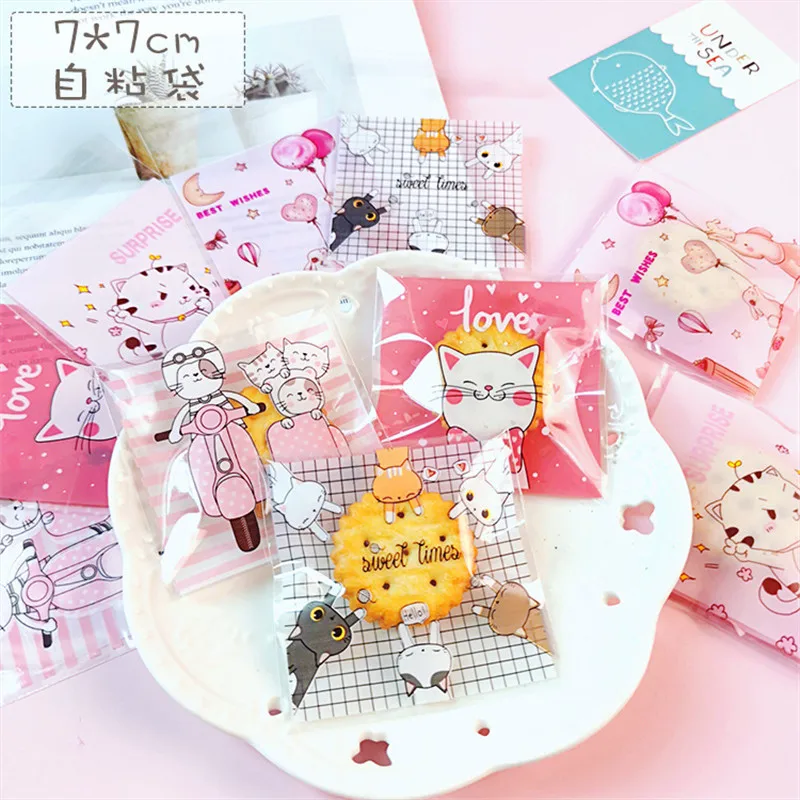 

100Pcs 7x7cm Small Plastic Cartoon Self-Adhesive Bags Bakery Cookie Snack Candy Wedding Party Gift Packaging