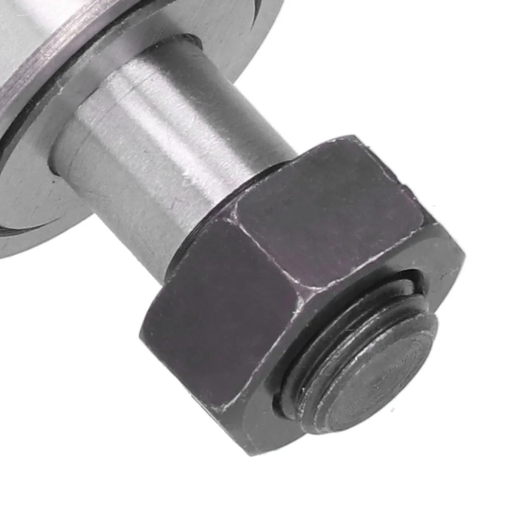 ลูกปืนเม็ดกลมแบบเข็ม M12x1.5 มม. รุ่น CF12-1 ขนาดลูกกลิ้ง 14 มม. ความกว้าง 32 มม. ผลิตจากเหล็กกล้าแบริ่ง