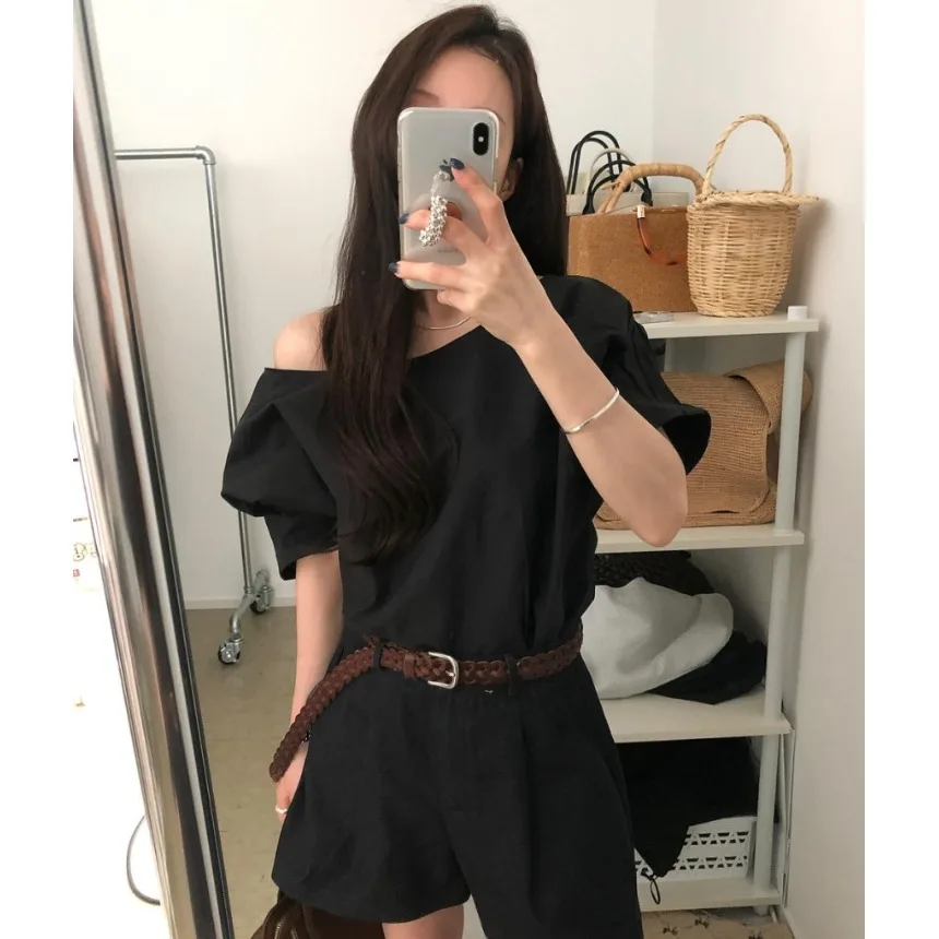 

2026 Summer Women's Casual Style Pure Cotton Short Shirt Waist Cinched Side Neck Design Shoulder Bared Pleated Top Breathable
