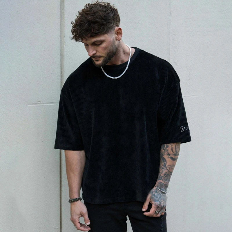 Streetwear casual white men's T-shirt loose crew neck short sleeve T-shirt top vertical embroidery simple fashion men's wear