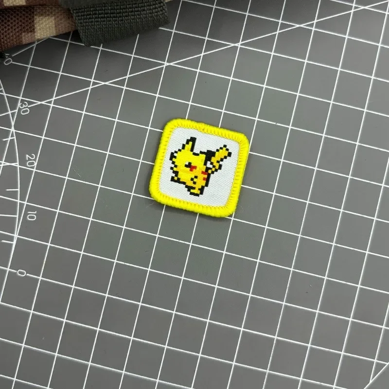 Pikachus Game Perifere Kawaii Anime Geweven Label Rugzak Kleding Patch Decoratie Charmander Squirtle Accessoires Cadeau