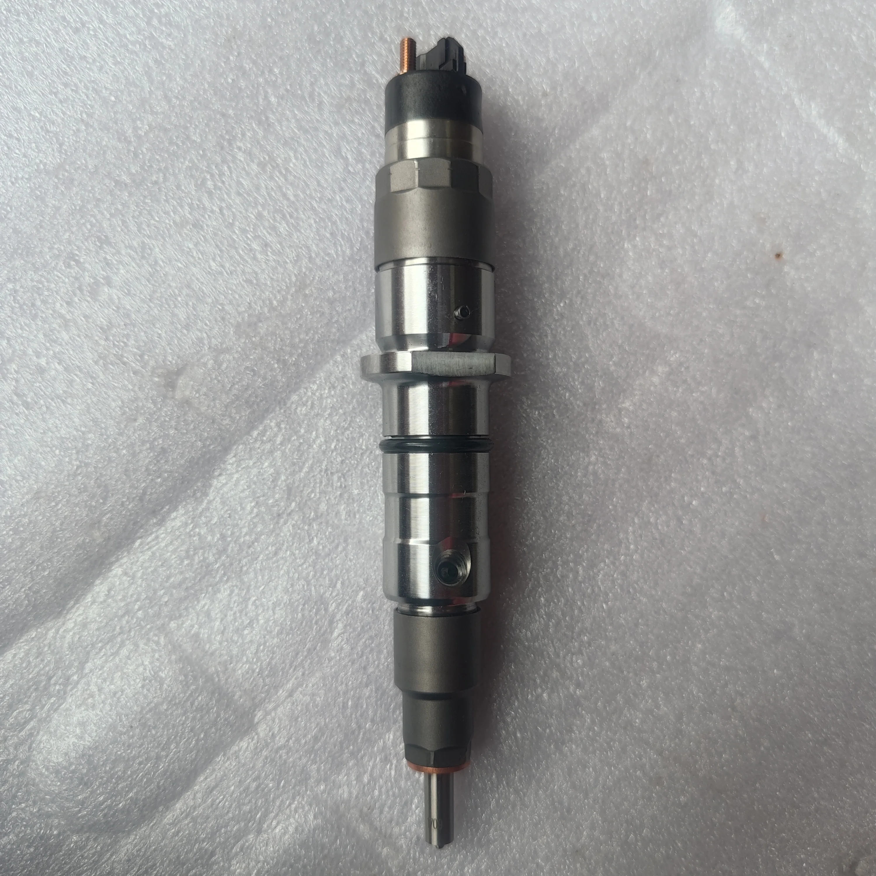 Diesel Fuel Injector 0445120121 for cummins ISLe-eu3 enging parts injector diesel