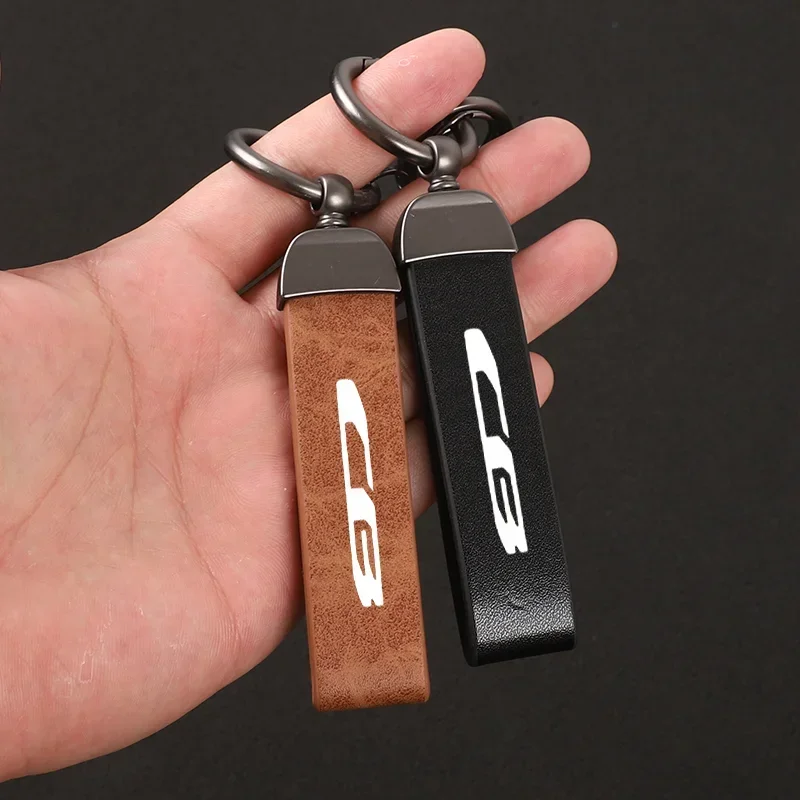 Motorcycle Leather Keychain Horseshoe Buckle Jewelry for Honda CB125R CB150R CB190R CB250R CB300R CB400 CB Motorcycle Keychain