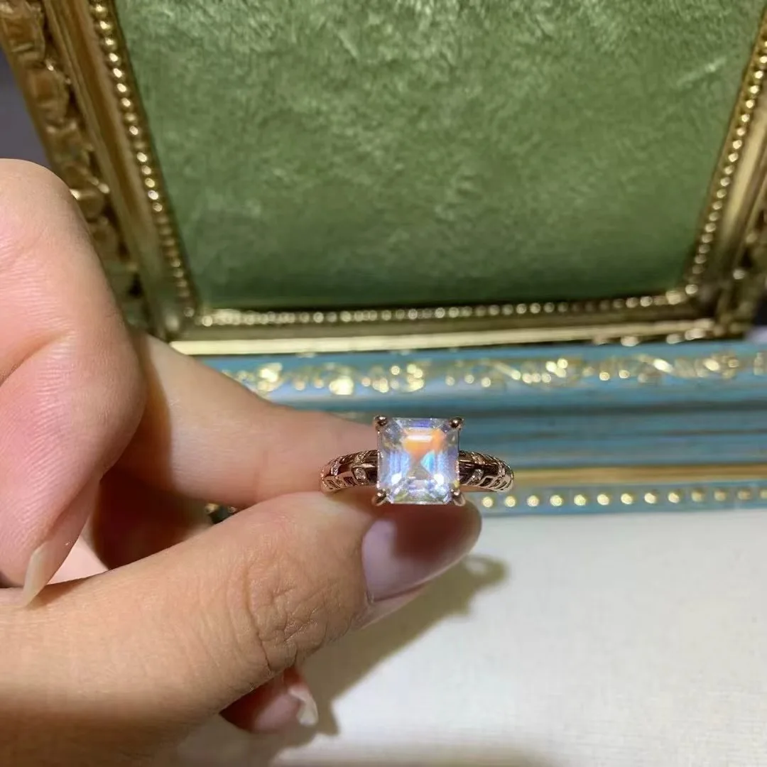 KJJEAXCMY High End Women's Ring Natural Moonstone S925 Silver with Electroplating Boasting High Clarity Full Brilliance