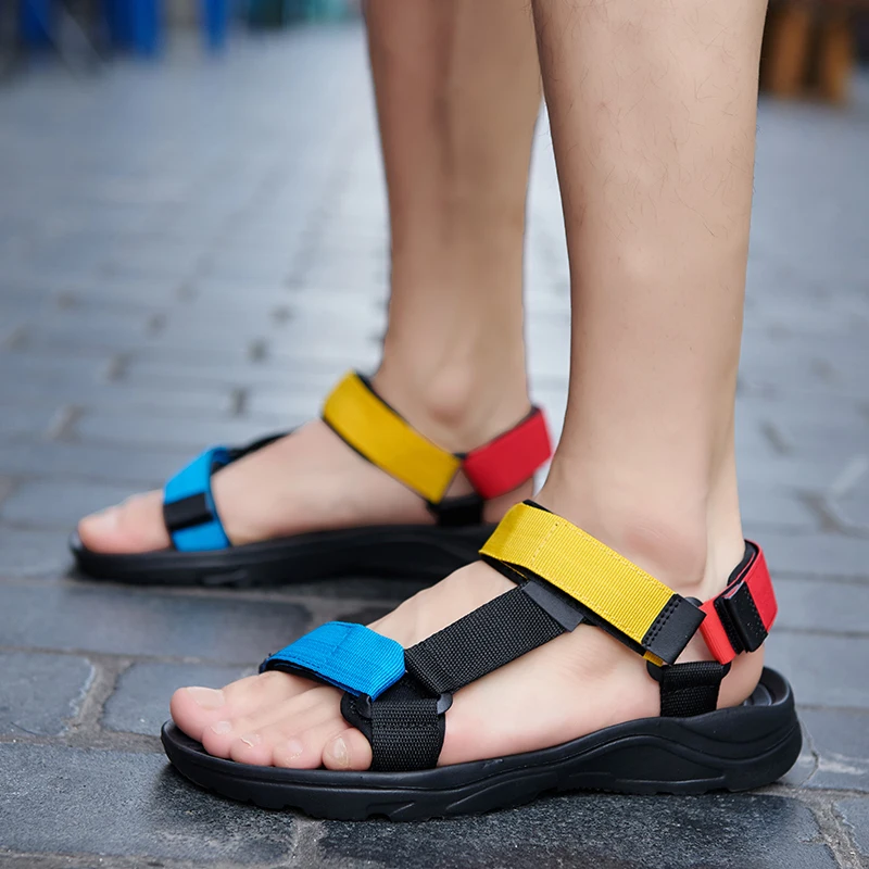 Women Sandals Summer Leisure Beach Holiday Sandal Anti Slip Men Shoes Outdoor Slippers Men Comfortable Casual Sandal Couple Shoe