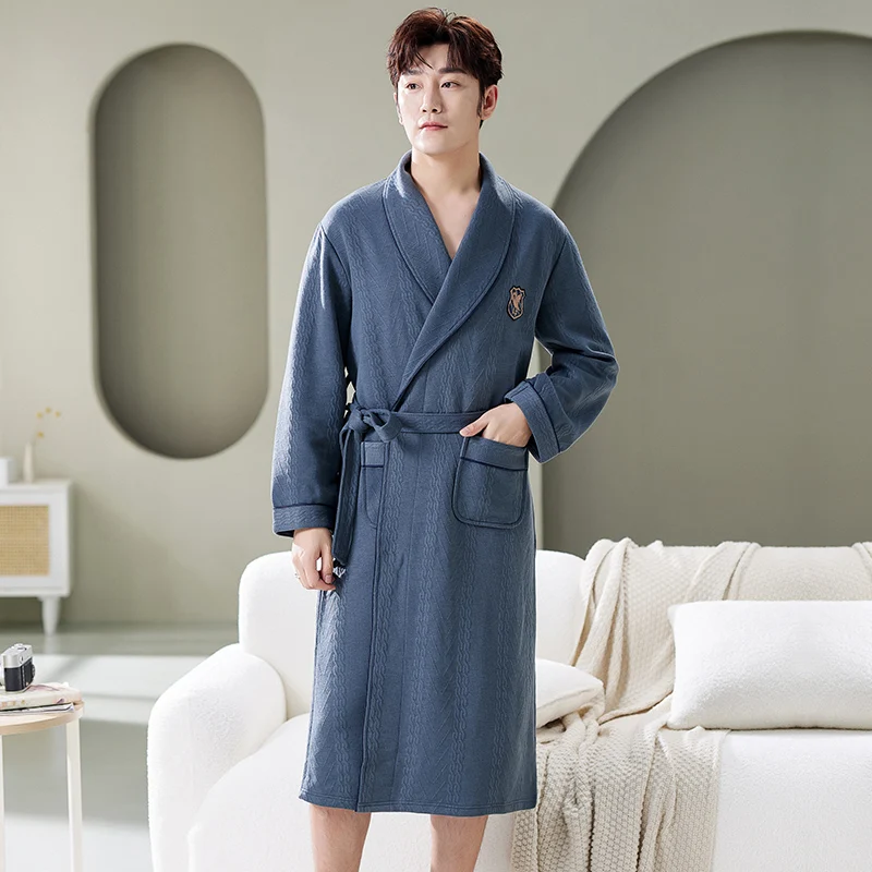 Cotton Laminated Warm Long Bathrobe Men Dressing Gown Bridegroom Bath Robe 3 Layers Thin Quilted Male Robes Wedding Gowns M-3XL