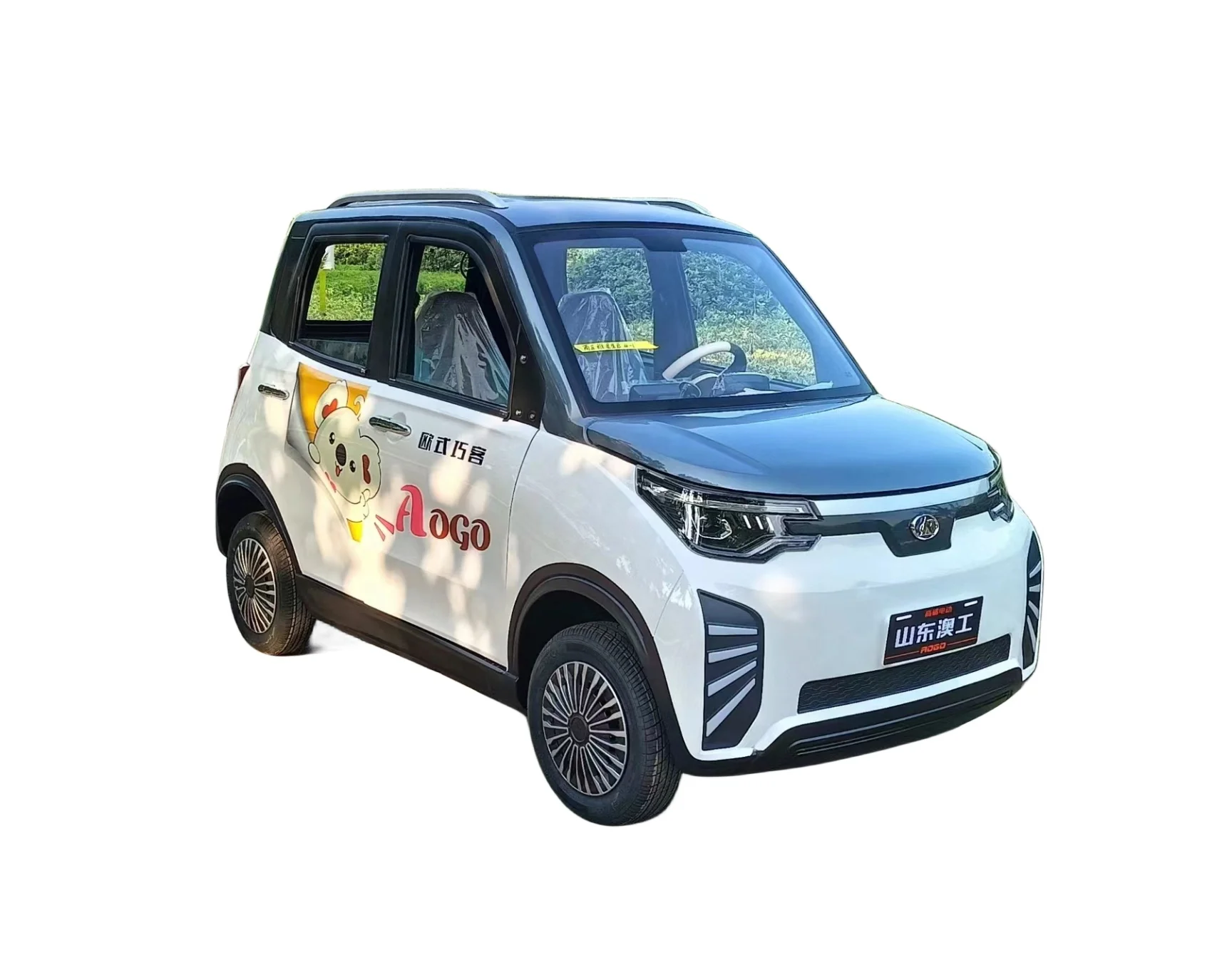 Hot sale Latest electrico Chinese adults two doors 4 seats carro electrico Mini auto electric car without driving license