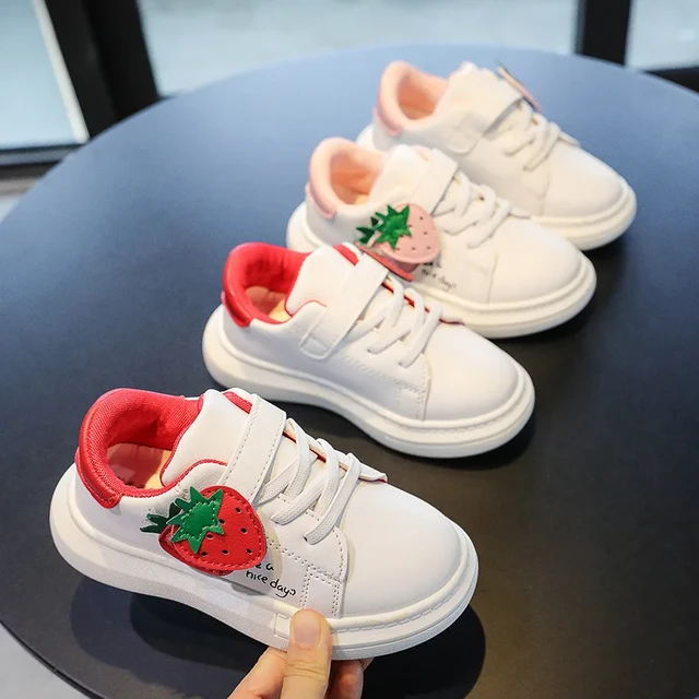 Zapatillas de deporte informales con estampado de fresas para nina zapatos planos de fondo suave transpirables color blanco 2024 AliExpress