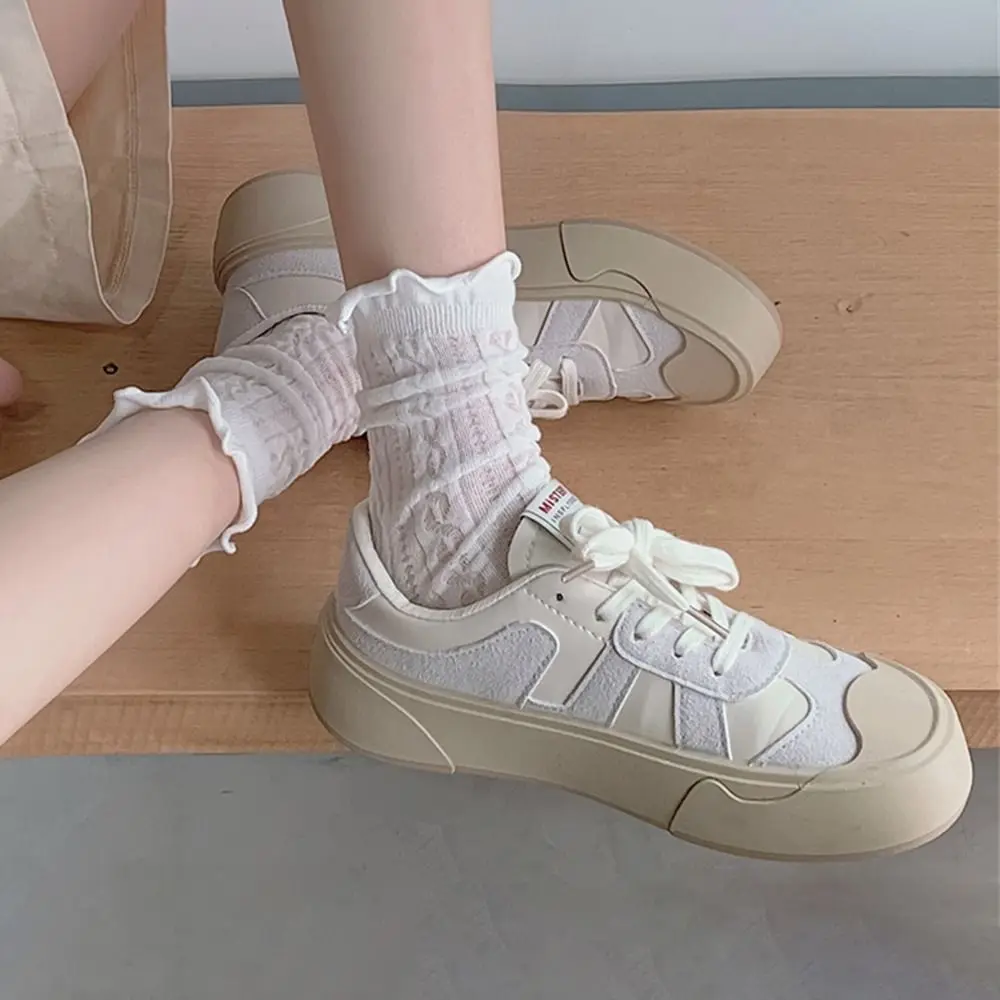 

1 Pair Versatile Thin Short Socks Non-slip White Lace Socks Lightweight Breathable Cotton Socks for Women Girls