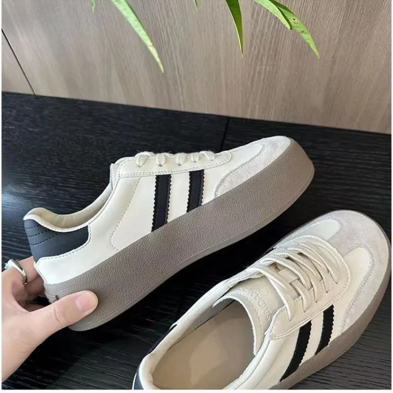 2024 spring Autumn Women Fashion Casual Shoes Women Outdoors Lace Up Comfortable Versatile Women Sneakers  designer shoes