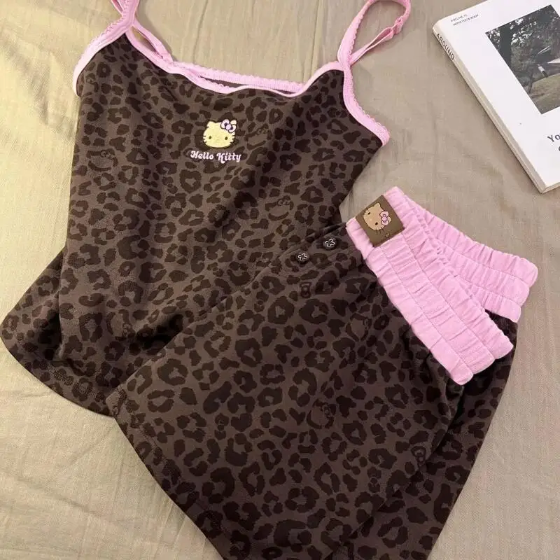 New Summer Leopard Print Hello Kitty Suspender Pajamas Feminine Cute Sweet Shorts That Can Be Worn Outside Home Clothes Set Ins