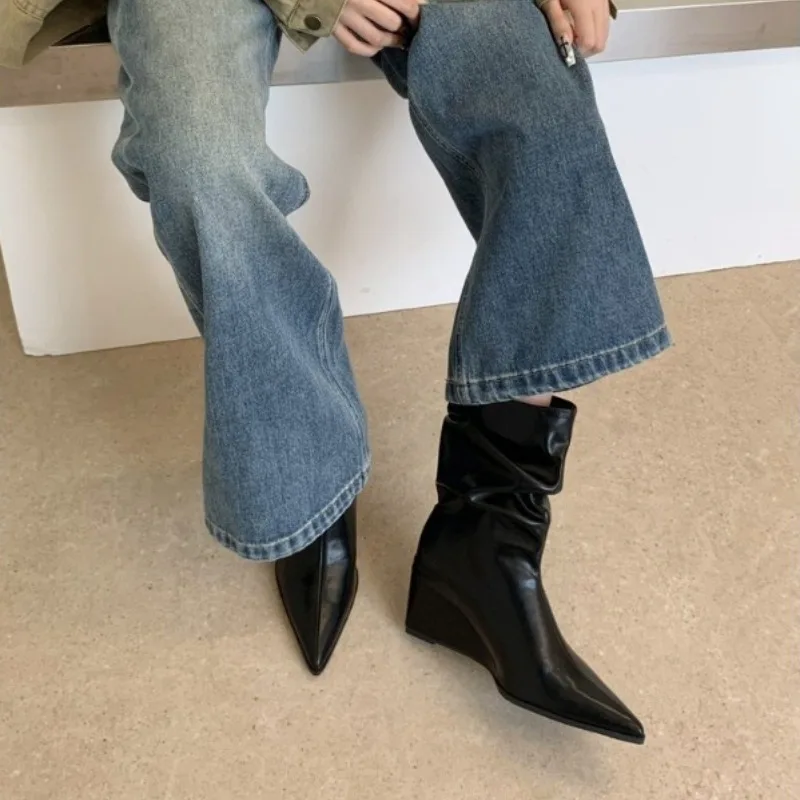 Women's 2026 Spring Autumn New Black Wedge Heel Ankle Boots Elegant Pointed Toe Stacked Wrinkled Short Botines