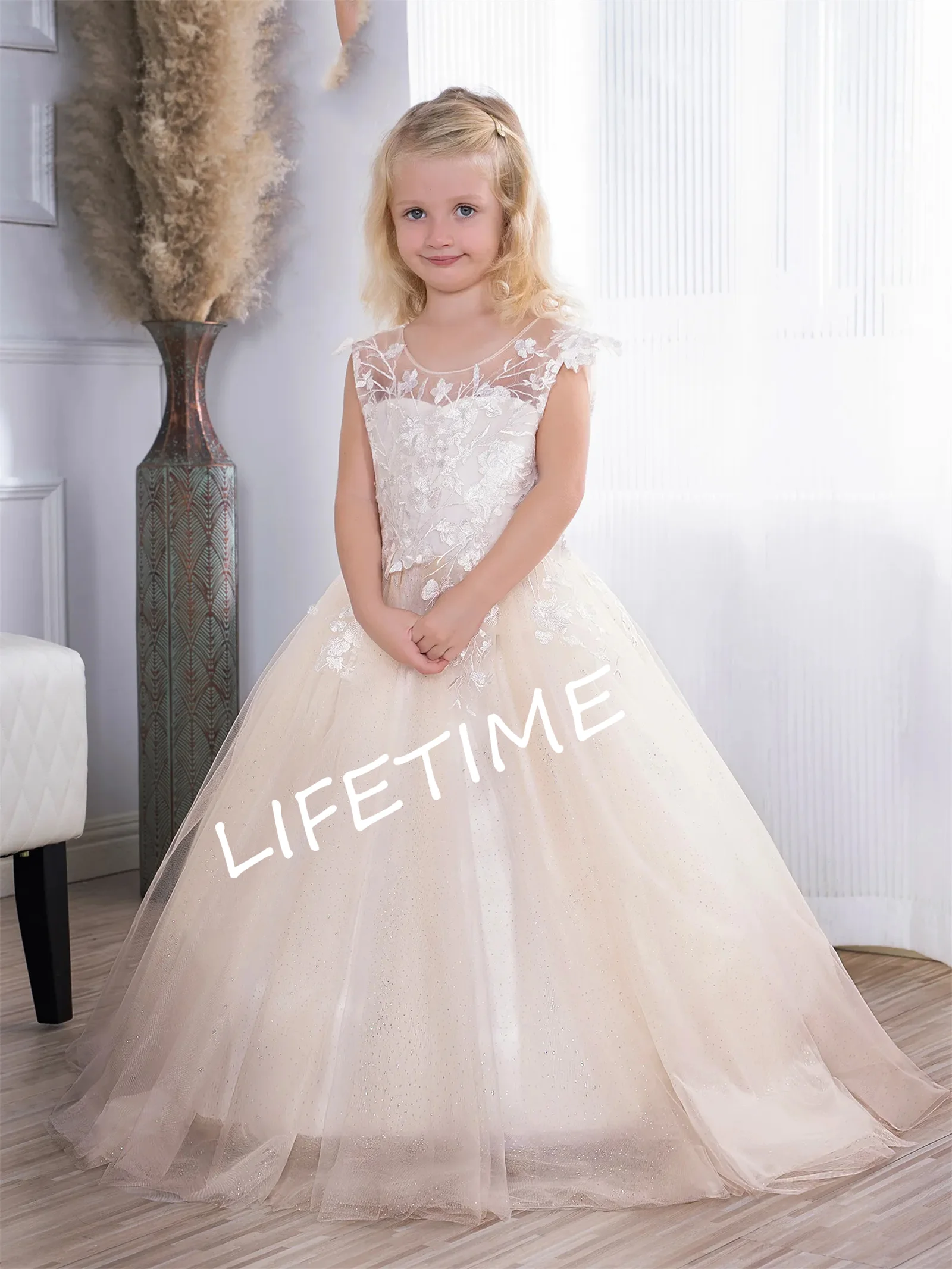 Flower Girl Dress with Lace Tulle Skirt Bow Princess Wedding Party Dress for Elegant Child Christmas Gift Communion