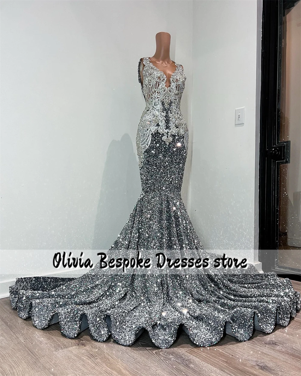 Sparkly Silvery Sequin Prom Dresses Beaded Rhinestones Luxury Party Dress 2025 Black Girls Formal Occasion Gowns Customized