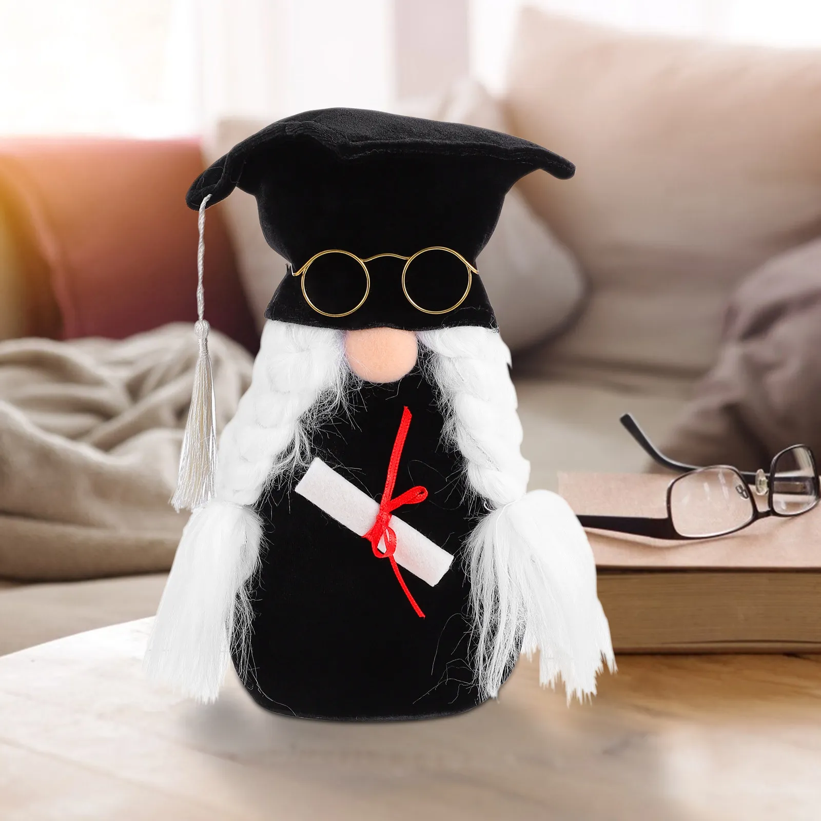 

1Pcs Graduation Gnome Decoration Black White Premium Material Exquisite Craftsmanship Lightweight Party Supplies